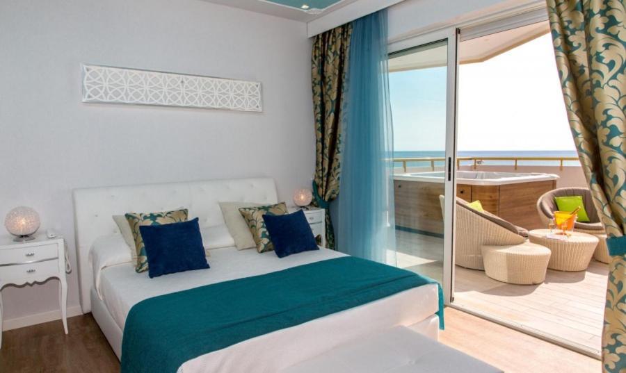 Hotel Carlton Lido di Jesolo Eksteriør billede